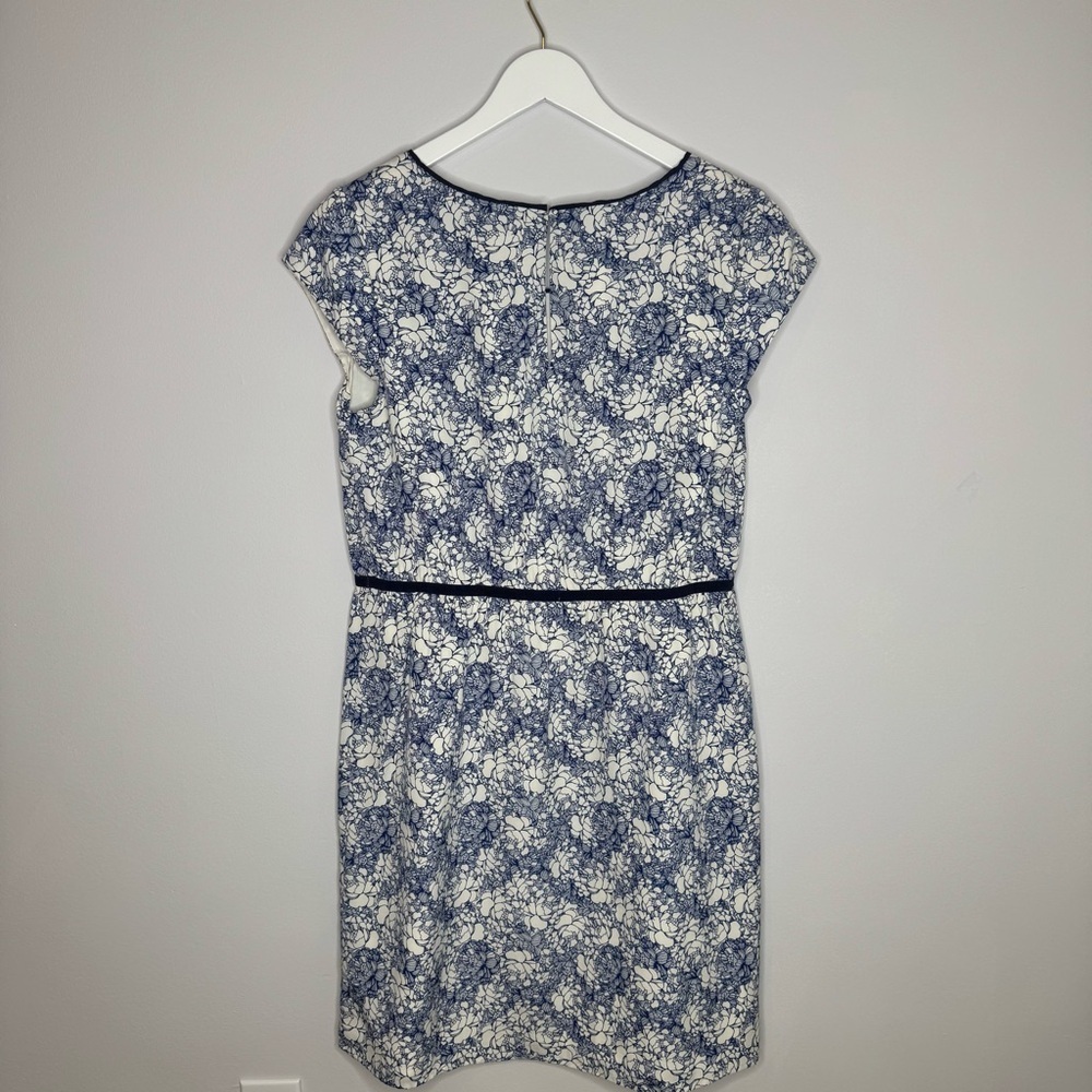 LOFT Floral Blue and White Dress | Size 10 - Picture 7 of 8